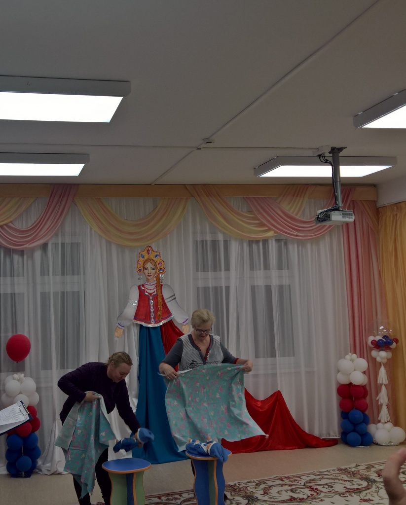 конкурс бабушек.jpg