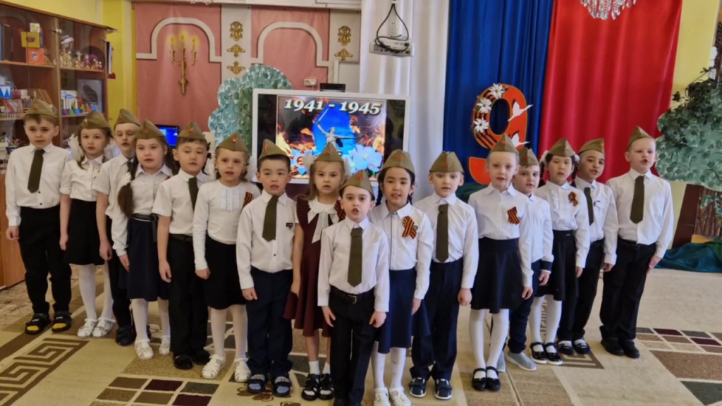 1. фото вокал дс 47 день победы_Moment.jpg